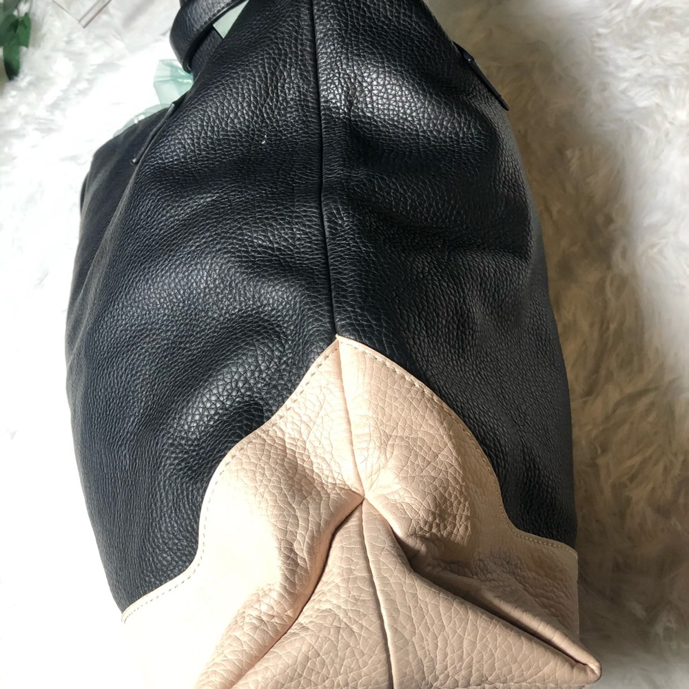 Moda Luxe bag - Picture 9 of 13